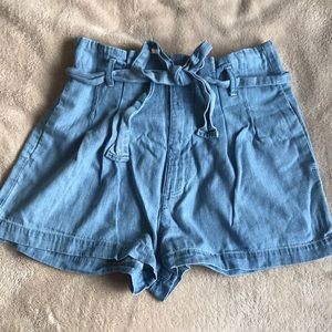 Abercrombie bow belt shorts